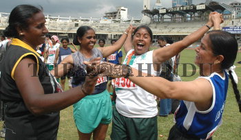 Image Id : 10371495 <span>Date : 2006-11-19 <span>Category : Sport</span>