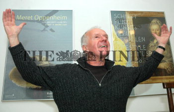 Image Id : 10548730 <span>Date : 2006-12-04 <span>Category : Arts Culture and Entertainment</span>