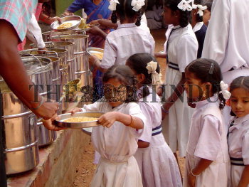 Image Id : 11120472 <span>Date : 2007-01-23 <span>Category : Society</span>