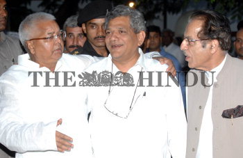 Image Id : 14570598 <span>Date : 2007-10-05 <span>Category : Politics</span>