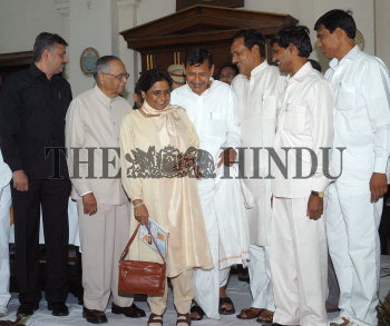 Image Id : 14755075 <span>Date : 2007-10-17 <span>Category : Politics</span>