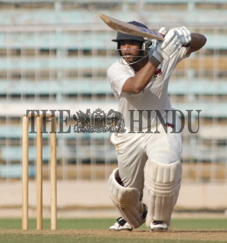 Image Id : 15080016 <span>Date : 2007-11-04 <span>Category : Sport</span>