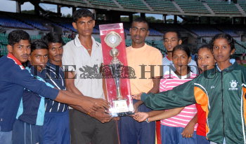 Image Id : 15081389 <span>Date : 2007-11-04 <span>Category : Sport</span>