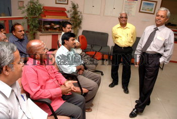 Image Id : 15224886 <span>Date : 2007-11-12 <span>Category : Economy Business and Finance</span>