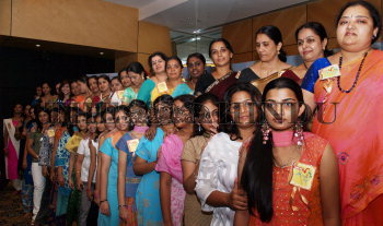 Image Id : 15855270 <span>Date : 2007-12-17 <span>Category : Arts Culture and Entertainment</span>