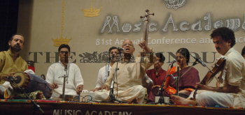 Image Id : 16031250 <span>Date : 2007-12-28 <span>Category : Arts Culture and Entertainment</span>
