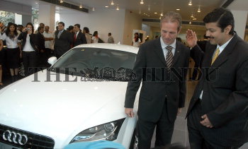 Image Id : 16713138 <span>Date : 2008-02-01 <span>Category : Economy Business and Finance</span>