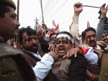 Image Id : 16845263 <span>Date : 2008-02-06 <span>Category : Politics</span>