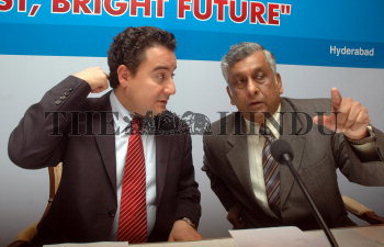 Image Id : 16873372 <span>Date : 2008-02-07 <span>Category : Economy Business and Finance</span>