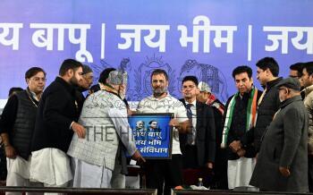 Image Id : 634322997 <span>Date : 2025-01-13 <span>Category : Politics</span>