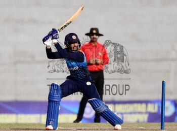 Image Id : 648824405 <span>Date : 2021-11-06 <span>Category : Sport</span>