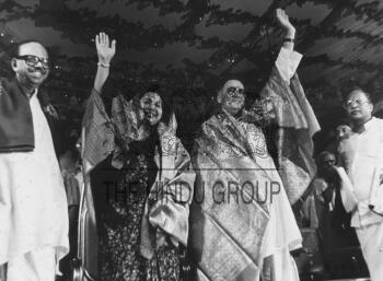 Image Id : 864551209 <span>Date : 1991-04-18 <span>Category : Politics</span>