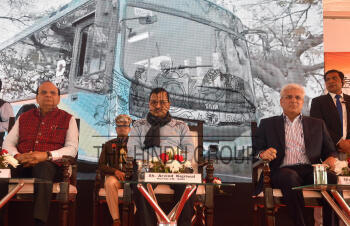 Image Id : 936049413 <span>Date : 2023-12-14 <span>Category : Economy Business and Finance</span>