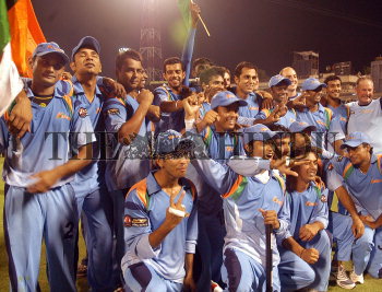 Image Id : 102054666 <span>Date : 2008-04-15 <span>Category : Sport</span>