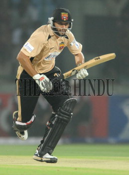 Image Id : 102567902 <span>Date : 2008-05-16 <span>Category : Sport</span>