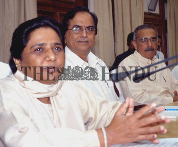 Image Id : 104821628 <span>Date : 2008-09-22 <span>Category : Politics</span>