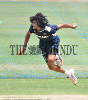 Image Id : 104974715 <span>Date : 2008-10-01 <span>Category : Sport</span>