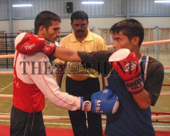 Image Id : 105073984 <span>Date : 2008-10-07 <span>Category : Sport</span>