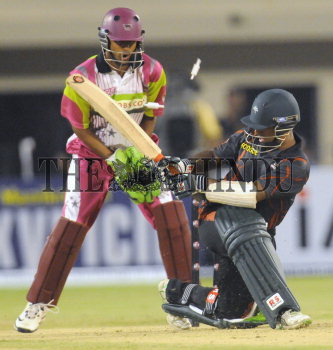 Image Id : 105129843 <span>Date : 2008-10-11 <span>Category : Sport</span>