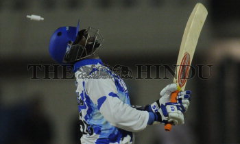 Image Id : 105218307 <span>Date : 2008-10-16 <span>Category : Sport</span>