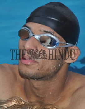 Image Id : 105570011 <span>Date : 2008-11-06 <span>Category : Sport</span>