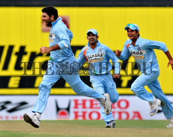 Image Id : 105753015 <span>Date : 2008-11-17 <span>Category : Sport</span>