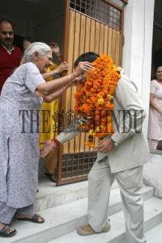 Image Id : 105754045 <span>Date : 2008-11-17 <span>Category : Politics</span>