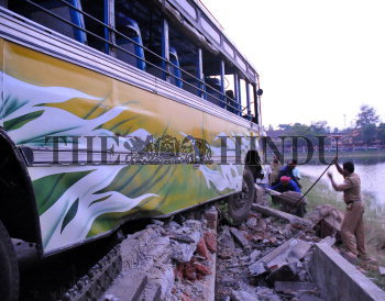 Image Id : 106174643 <span>Date : 2008-12-12 <span>Category : Disaster and Accident</span>