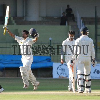Image Id : 106206271 <span>Date : 2008-12-14 <span>Category : Sport</span>