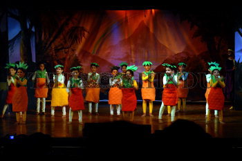 Image Id : 106250626 <span>Date : 2008-12-17 <span>Category : Arts Culture and Entertainment</span>