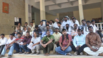 Image Id : 107367346 <span>Date : 2009-02-24 <span>Category : Arts Culture and Entertainment</span>