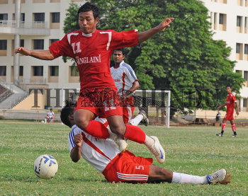 Image Id : 108853019 <span>Date : 2009-05-24 <span>Category : Sport</span>