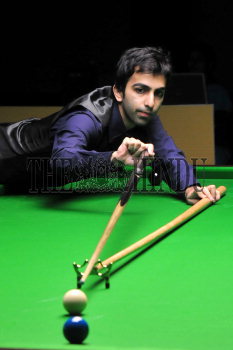 Image Id : 112060106 <span>Date : 2009-11-15 <span>Category : Sport</span>