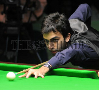 Image Id : 112060108 <span>Date : 2009-11-15 <span>Category : Sport</span>