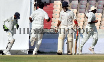 Image Id : 112364276 <span>Date : 2009-11-26 <span>Category : Sport</span>