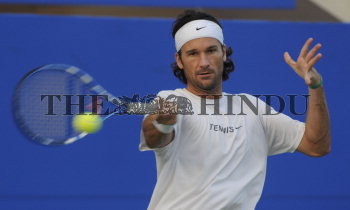 Image Id : 112973846 <span>Date : 2009-12-31 <span>Category : Sport</span>