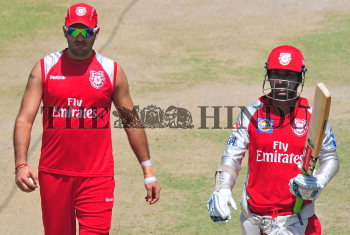 Image Id : 114688169 <span>Date : 2010-04-01 <span>Category : Sport</span>