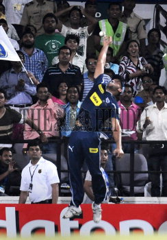 Image Id : 114757165 <span>Date : 2010-04-05 <span>Category : Sport</span>