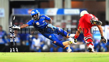 Image Id : 115062687 <span>Date : 2010-04-21 <span>Category : Sport</span>