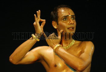 Image Id : 118000038 <span>Date : 2010-09-05 <span>Category : Arts Culture and Entertainment</span>