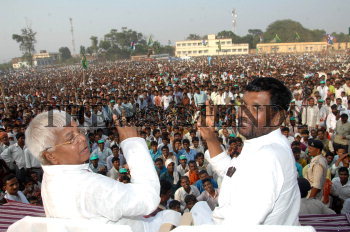 Image Id : 119348034 <span>Date : 2010-11-15 <span>Category : Politics</span>