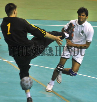 Image Id : 120381797 <span>Date : 2011-01-09 <span>Category : Sport</span>