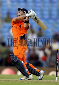 Image Id : 121580081 <span>Date : 2011-02-22 <span>Category : Sport</span>