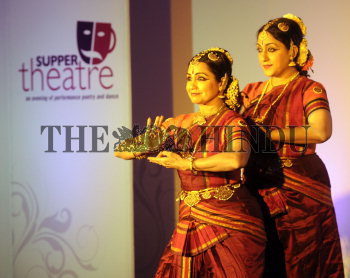Image Id : 122088196 <span>Date : 2011-03-08 <span>Category : Arts Culture and Entertainment</span>