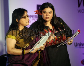 Image Id : 122088222 <span>Date : 2011-03-07 <span>Category : Arts Culture and Entertainment</span>