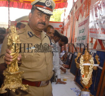 Image Id : 123210225 <span>Date : 2011-04-11 <span>Category : Crime Law and Justice</span>