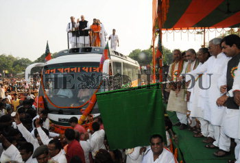 Image Id : 127615483 <span>Date : 2011-10-11 <span>Category : Politics</span>