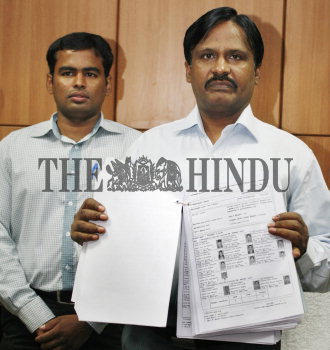 Image Id : 127899408 <span>Date : 2011-10-24 <span>Category : Politics</span>