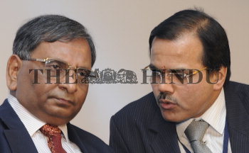 Image Id : 128143896 <span>Date : 2011-11-06 <span>Category : Economy Business and Finance</span>