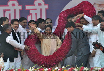 Image Id : 128832463 <span>Date : 2011-11-27 <span>Category : Politics</span>